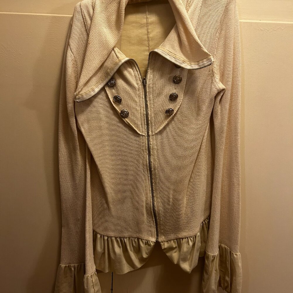 Sweater - Picture 2 of 4